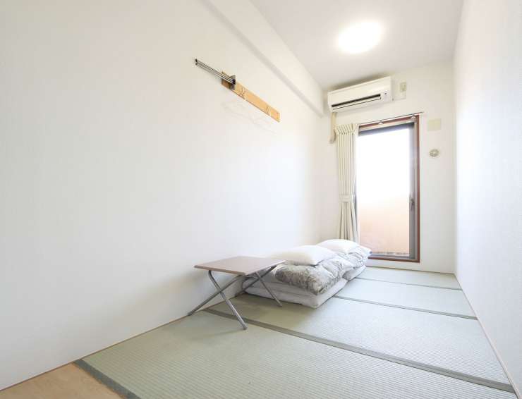 room-single-1920-2-740x566.jpg